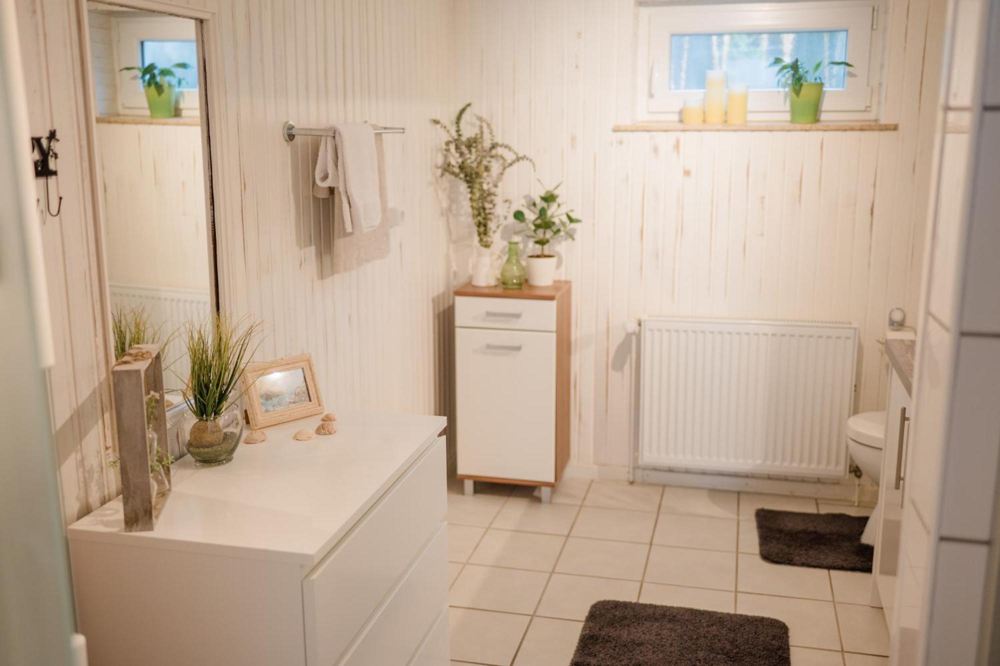 Buchlindenweg - Zimmer & Ferienwohnung Breitscheid  Exterior foto